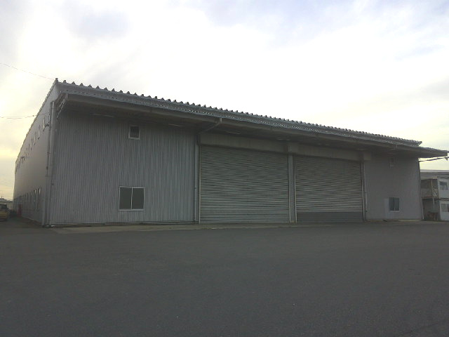 古河市東山田の倉庫