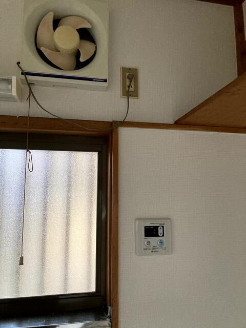 同間取りの別室の室内写真です