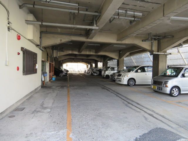 【駐車場】 | ダイワ高井田ビル