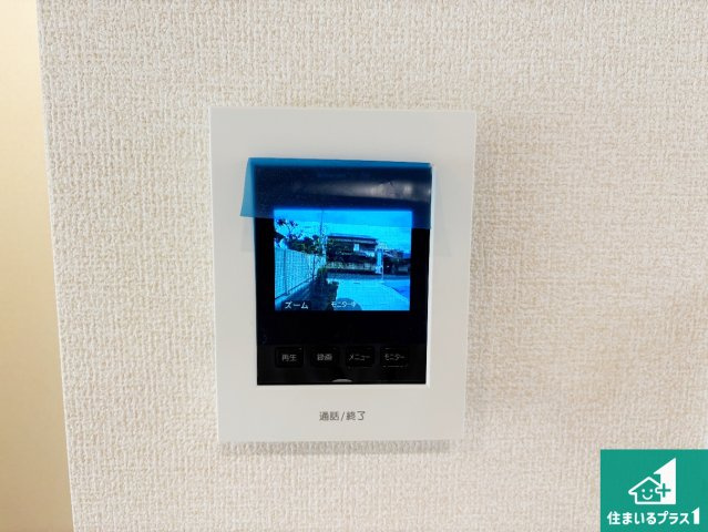 ●19(土)～23(水)現地説明会！　奈良市あやめ池南　全2邸の防犯設備|カラーモニターインターホン！声だけでなく来訪者の姿や顔がモニターで確認できるので、小さなお子様がいらっしゃるご家庭でも安心できます！