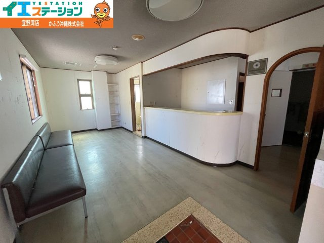 伊祖３丁目収益物件（事務所兼住宅）のその他