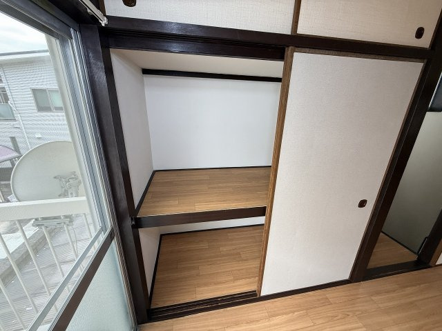 東中戸建の収納