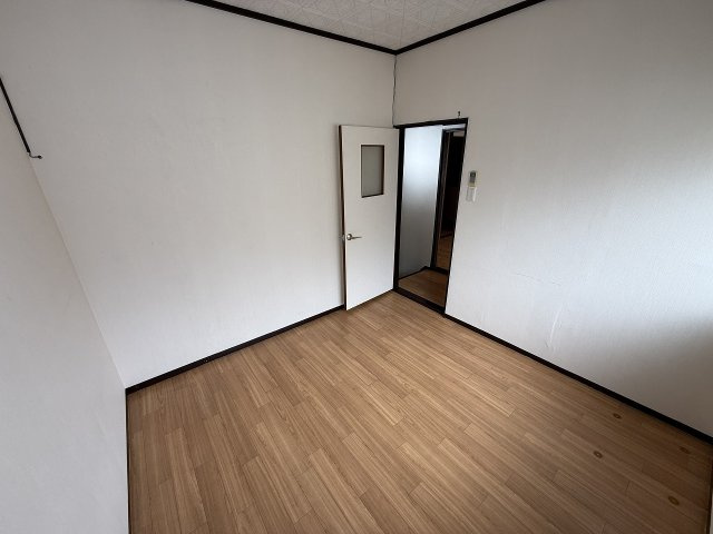 東中戸建の居間・リビング