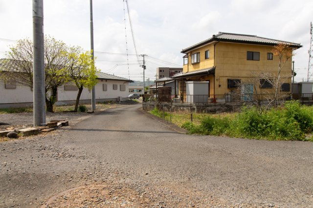 【前面道路含む現地写真】の画像