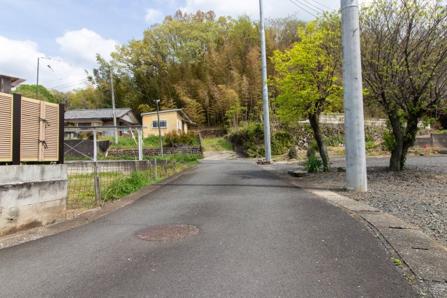 【前面道路含む現地写真】の画像