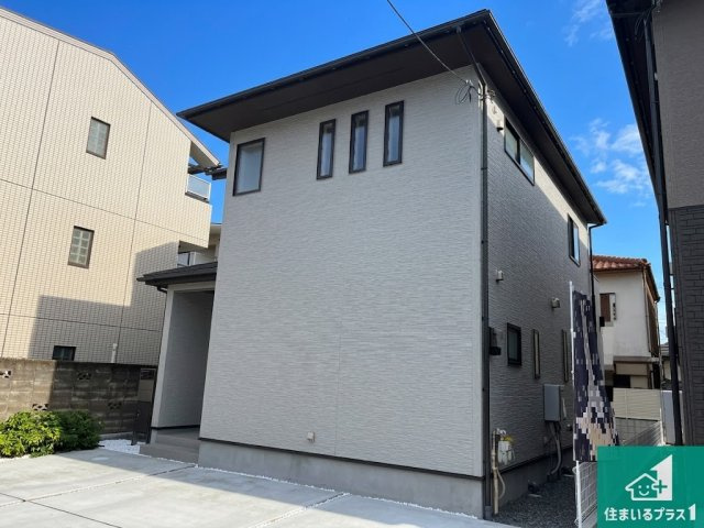 ●奈良市あやめ池南　新築一戸建ての外観|安心の10年保証！外観を美しく保ち、雨水で汚れを落とします！気になることがありましたら、お気軽にお問い合わせください！