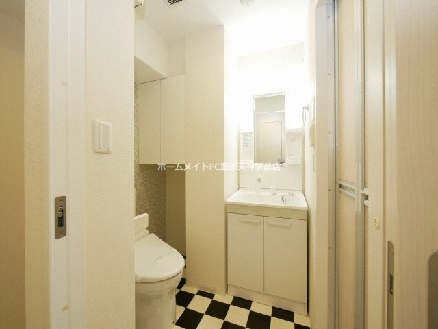 サニーハウス南堀江の洗面所