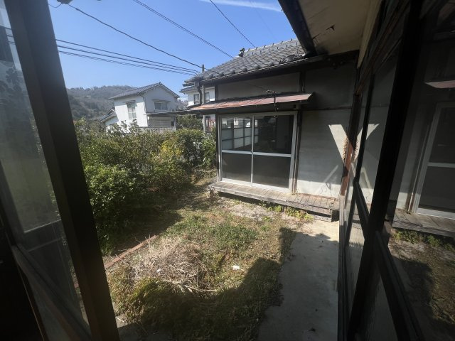 津山口中古住宅2階建　5DK＋離れ＋倉庫の庭