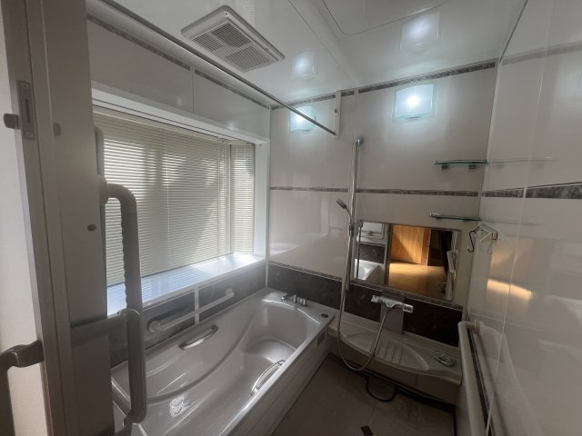 津山口中古住宅2階建　5DK＋離れ＋倉庫の浴室