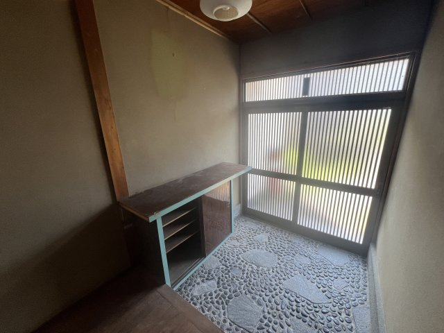 津山口中古住宅2階建　5DK＋離れ＋倉庫の玄関