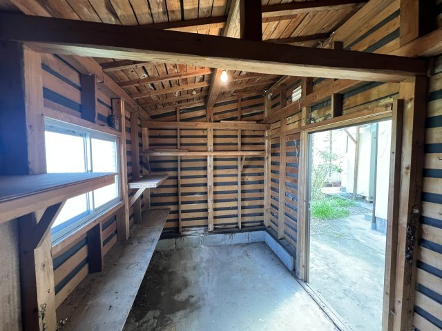 津山口中古住宅2階建　5DK＋離れ＋倉庫の設備|倉庫
