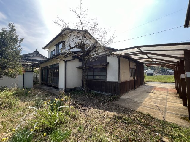 津山口中古住宅2階建　5DK＋離れ＋倉庫の外観