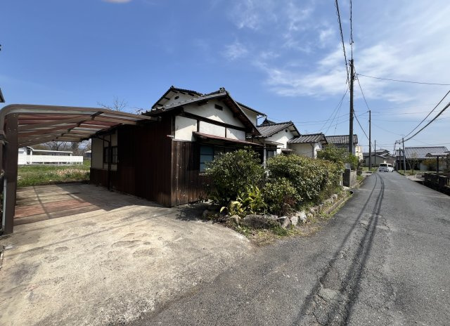 津山口中古住宅2階建　5DK＋離れ＋倉庫の外観