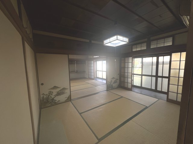 津山口中古住宅2階建　5DK＋離れ＋倉庫の和室