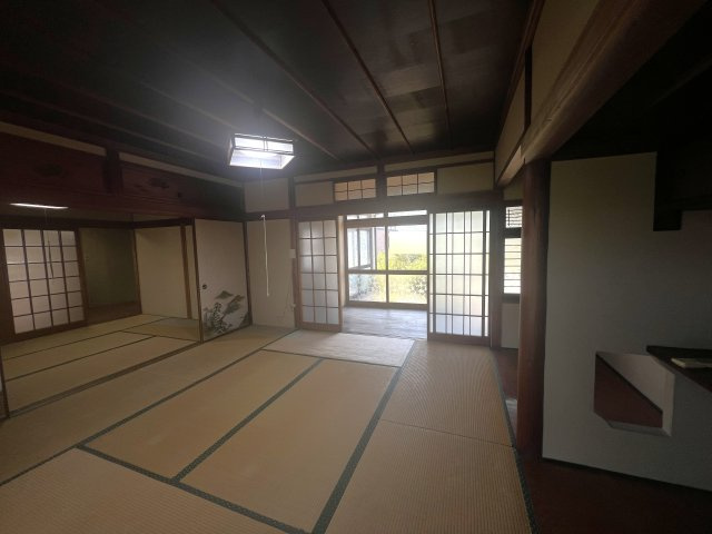 津山口中古住宅2階建　5DK＋離れ＋倉庫の和室