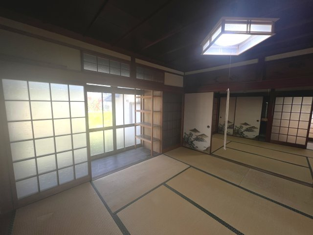 津山口中古住宅2階建　5DK＋離れ＋倉庫の和室