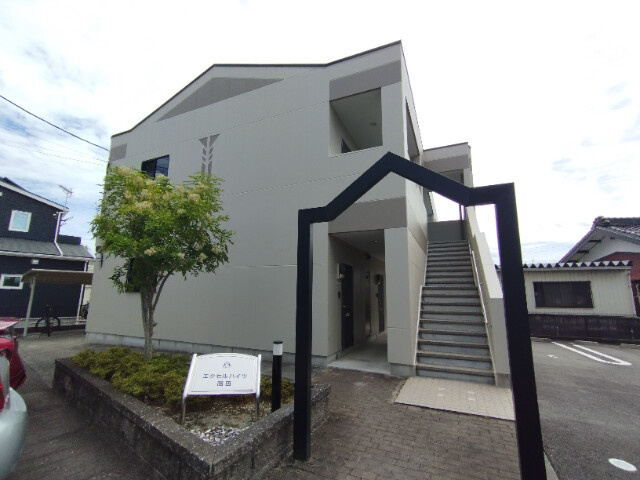 エクセルハイツ岡田の外観