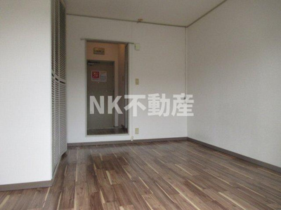 【居間・リビング】 | メゾン・スギ（八戸ノ里賃貸） | 洋室です