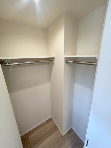 ドエル南青山の収納|★ウォークインクローゼット★
