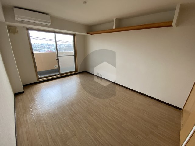 エムプラザ布施駅前の子供部屋