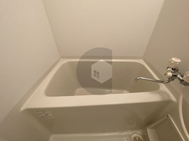 エムプラザ布施駅前の浴室