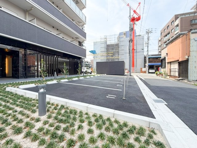 CREST TAPP名古屋山王の駐車場