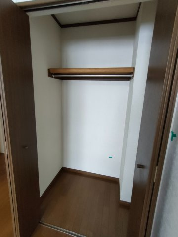 パセオ西府壱番館の収納