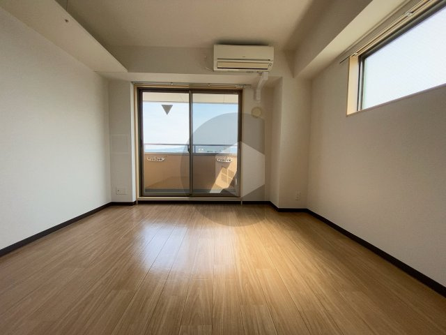 M‘プラザ高井田の居間・リビング