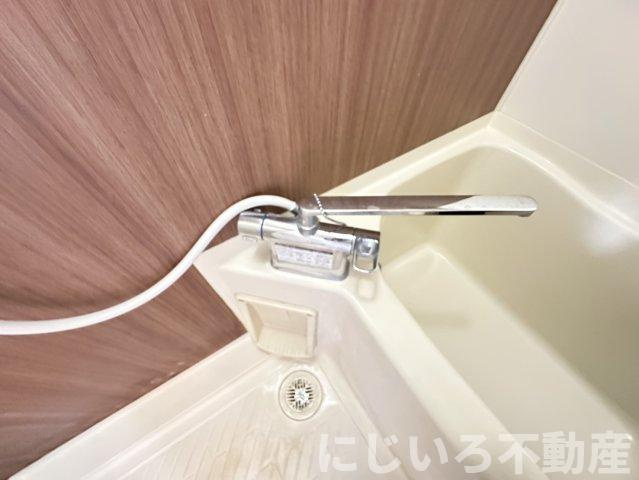 ベルヌーブ北浜ハイツの浴室