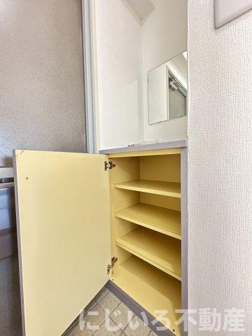 ベルヌーブ北浜ハイツの収納