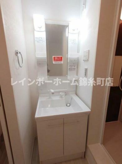 ソシエ草加の独立洗面台