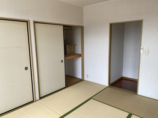 ハイツきふねA・Bの和室