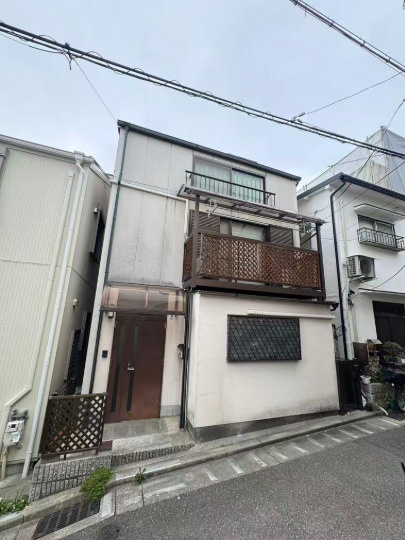 大日通4丁目戸建の外観