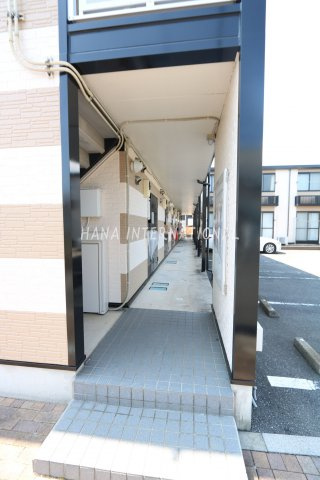 レオパレスセゾンのエントランス