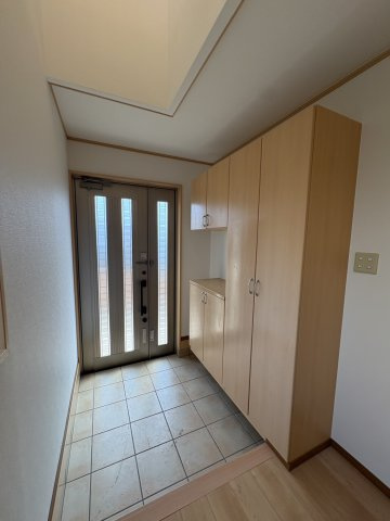 舞子坂3　中古戸建ての玄関