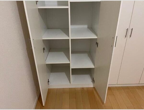 グランアビテ四谷三丁目ステーションフロントの玄関