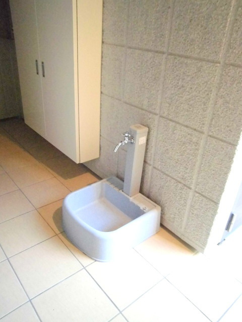 ラ メゾン デュ ビジュのその他共用部分|★ペット専用足洗い場★