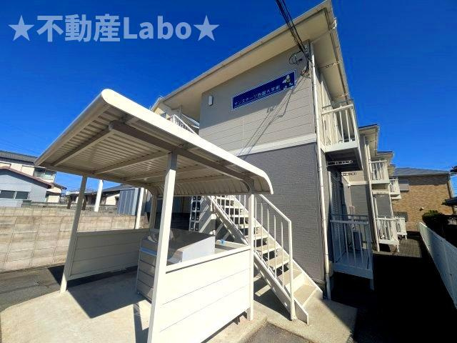 サンステージ四国大学前の外観