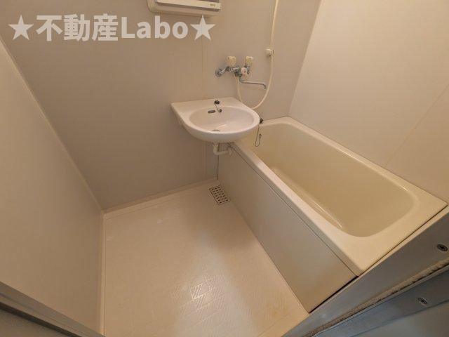 サンステージ四国大学前の洗面所