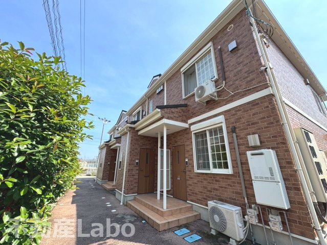 オーブⅡ　の駐車場