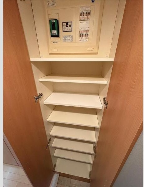 アイル秋葉原EASTの玄関