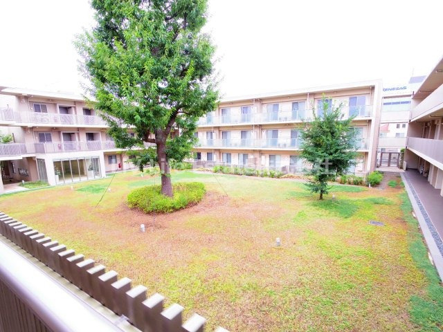 プライムメゾン武蔵野の杜の庭