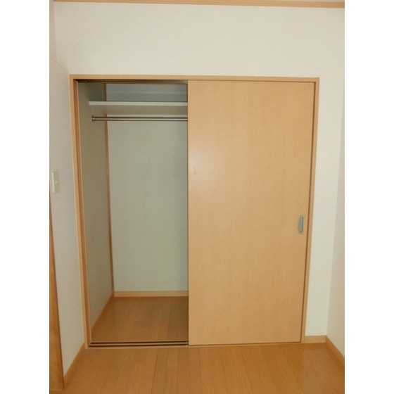 熊本市中央区琴平１丁目の賃貸マンションの収納