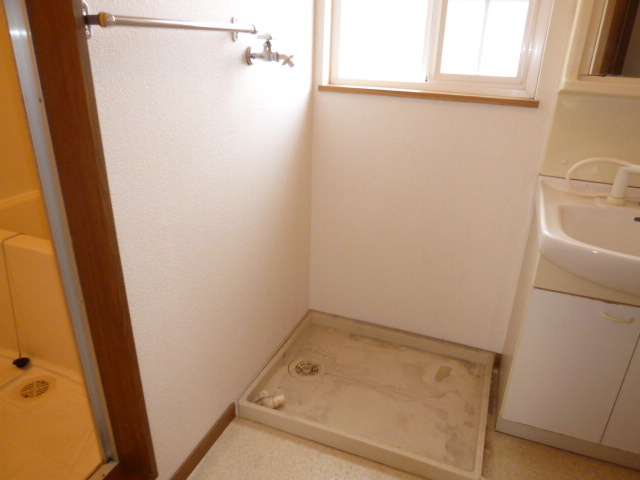 サンテラス京Ａのその他|洗濯機置き場