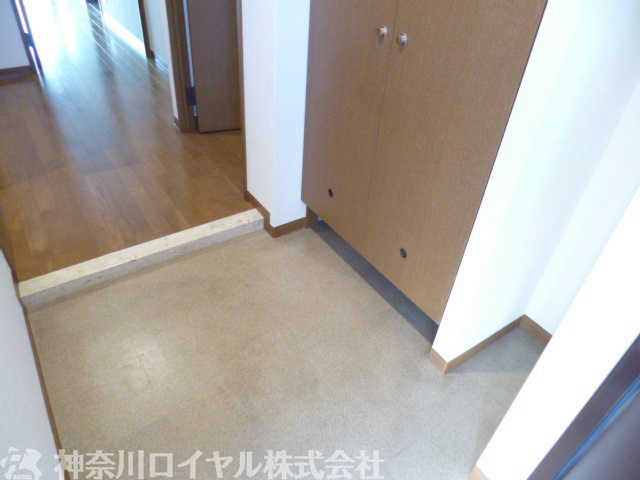 【玄関】