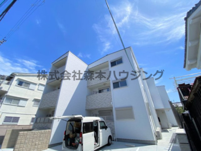 【外観】 | 　クリエオーレ倉治 | 外はこのようになっています