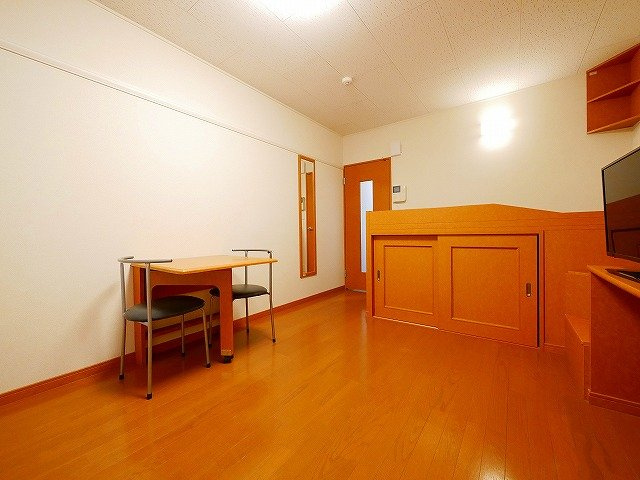 レオパレス富堂の洋室|きれいな洋室です