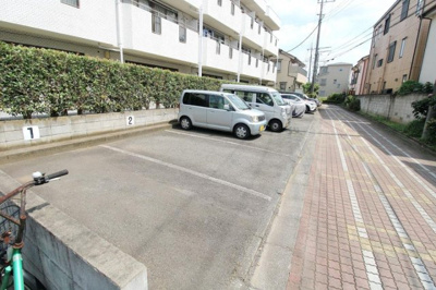 【駐車場】 | ファブール志木１