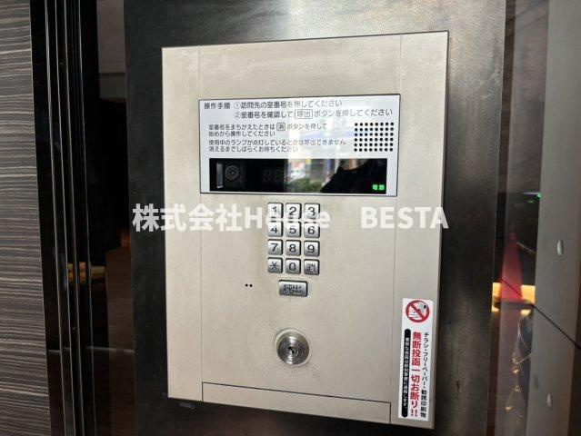 S-RESIDENCE神戸磯上通のエントランス