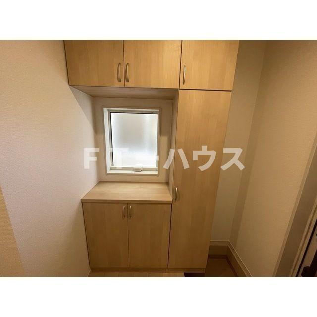 Kolet滝不動#11の玄関